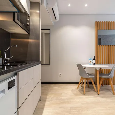 Apartment Dom Luis Flats