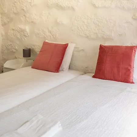 Entire House With 4 Master & Backyard - Location Holiday home Vila Nova de Gaia