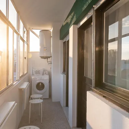 5 Bedroom Flat In Jardim Do Morro Apartment