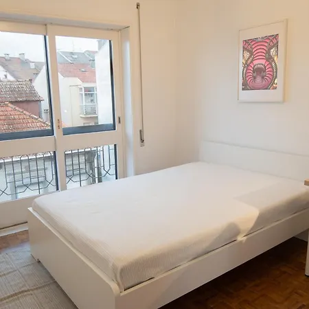 5 Bedroom Flat In Jardim Do Morro