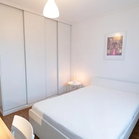5 Bedroom Flat In Jardim Do Morro