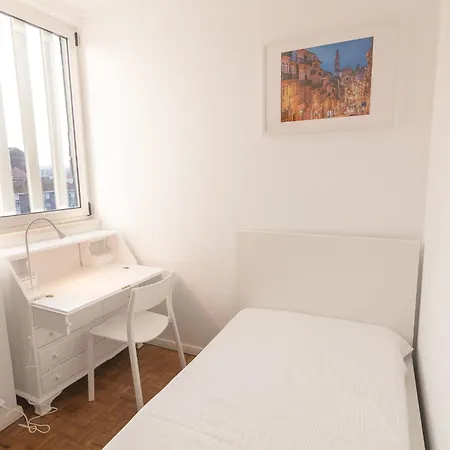 5 Bedroom Flat In Jardim Do Morro * Vila Nova de Gaia