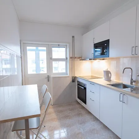 Apartment 5 Bedroom Flat In Jardim Do Morro Vila Nova de Gaia