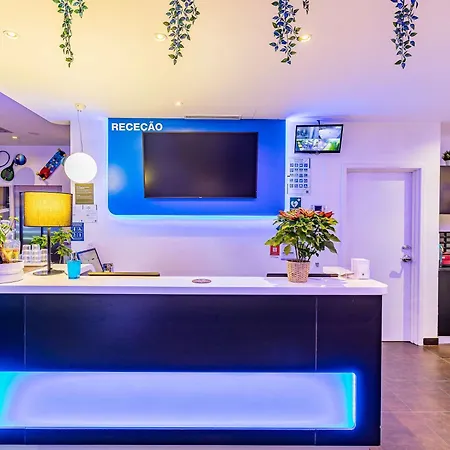 Hotel Ibis Budget Porto Gaia *