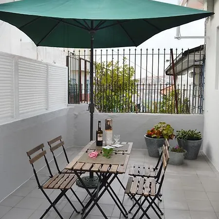 T2p Pilar House