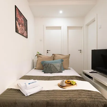 Host Wise - Cozy & Practical Flat Vila Nova de Gaia