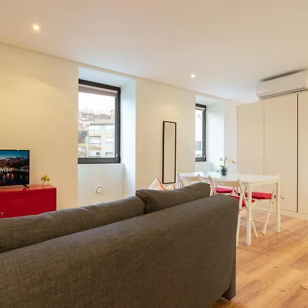Apartment Host Wise - Large Colourful Flats - Ace Location Vila Nova de Gaia