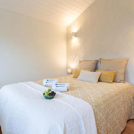 Apartment Host Wise - Large Colourful Flats - Ace Location
