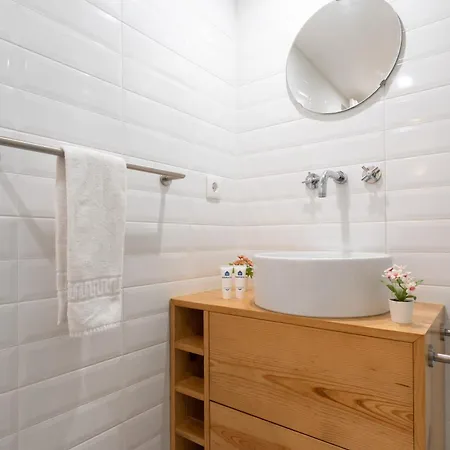 Apartment Host Wise - Large Colourful Flats - Ace Location Vila Nova de Gaia