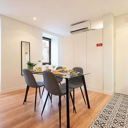 Host Wise - Large Colourful Flats - Ace Location Apartment Vila Nova de Gaia