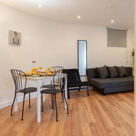 Host Wise - Large Colourful Flats - Ace Location Apartment Vila Nova de Gaia