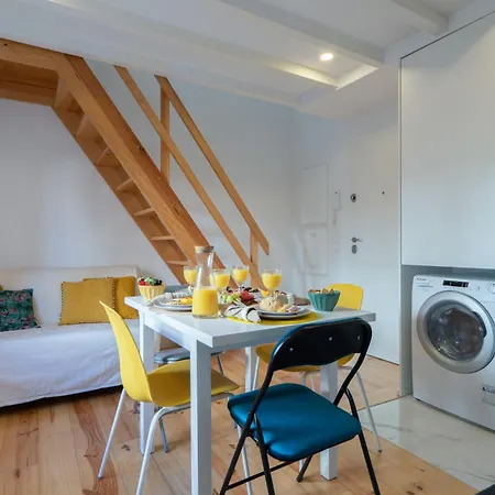 Apartment Host Wise - Sunny Bright & Pool *