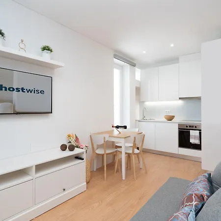 Apartment Host Wise - Sweet Sunny Flat With Balcony *