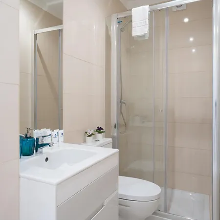 Apartment Host Wise - Sweet Sunny Flat With Balcony Vila Nova de Gaia