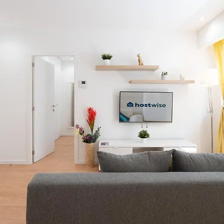 Host Wise - Sweet Sunny Flat With Balcony * Vila Nova de Gaia