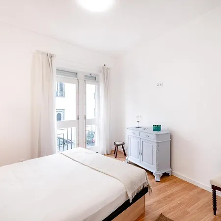 Viva Bright & Spacious Gaia Apartment