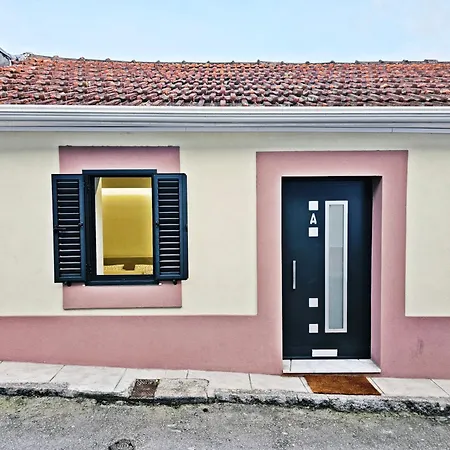 Ninho Holiday home