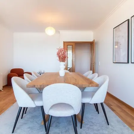 Apartment Seaside Living By Lovelystay