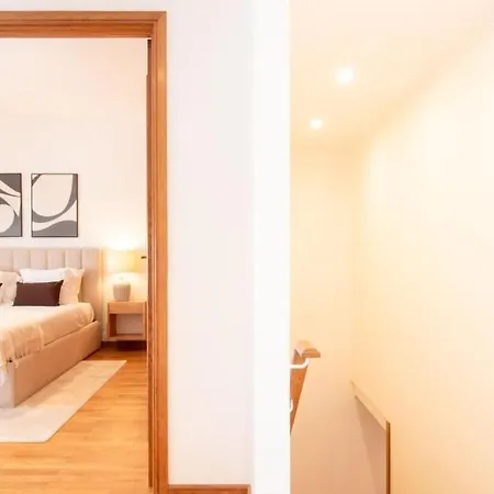 Seaside Living By Lovelystay Apartment