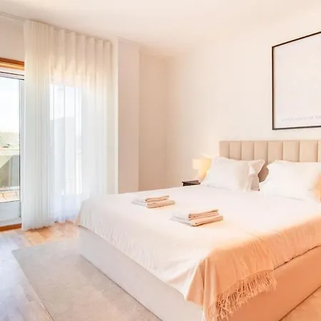 Seaside Living By Lovelystay Apartment