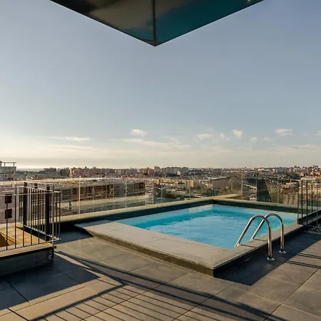 Hostwise - Premium Flat With Balcony & Pool *