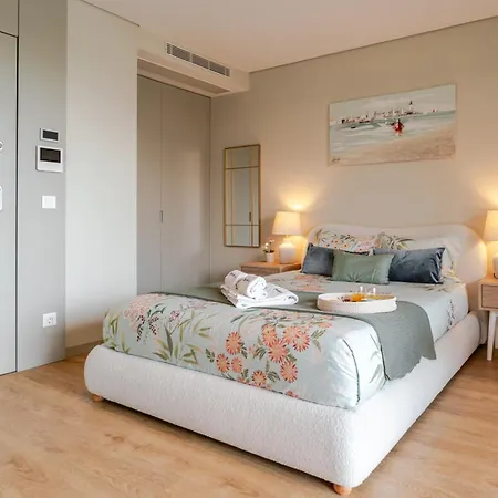 Hostwise - Premium Flat With Balcony & Pool