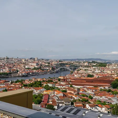 Apartment Hostwise - Premium Flat With Balcony & Pool Vila Nova de Gaia