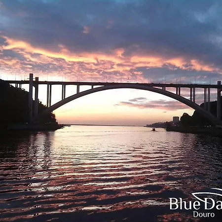 Yacht Blue Days Botel Vila Nova de Gaia