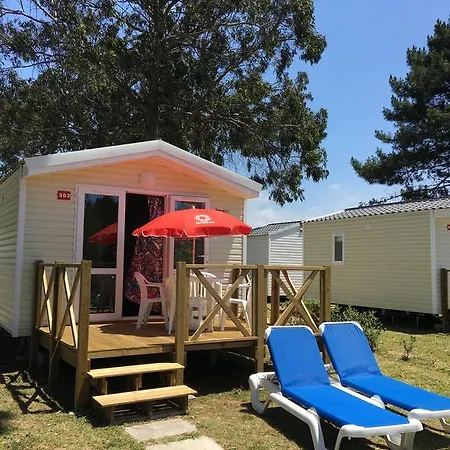 Parque De Campismo Orbitur Madalena Campsite 5*