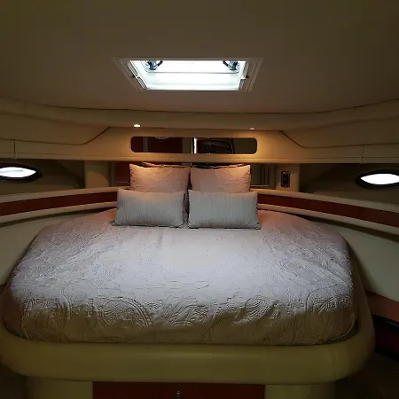 Yacht Blue Days Botel *
