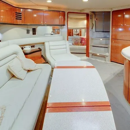 Botel Yacht Blue Days Vila Nova de Gaia