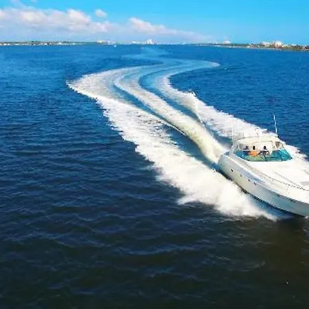 Yacht Blue Days * Vila Nova de Gaia