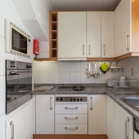 Family House With Garage * Vila Nova de Gaia