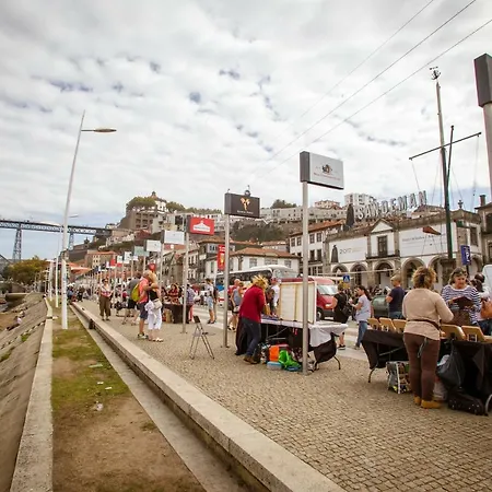 Porto Views & Wines By Porto Hosts