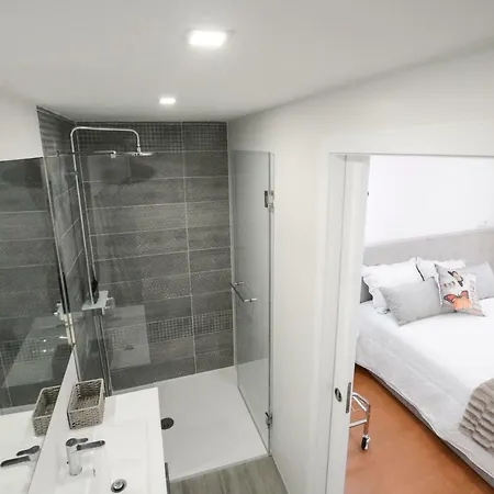 Apartment Luxury Golden River - In The Heart Of Center And Wine Cellars