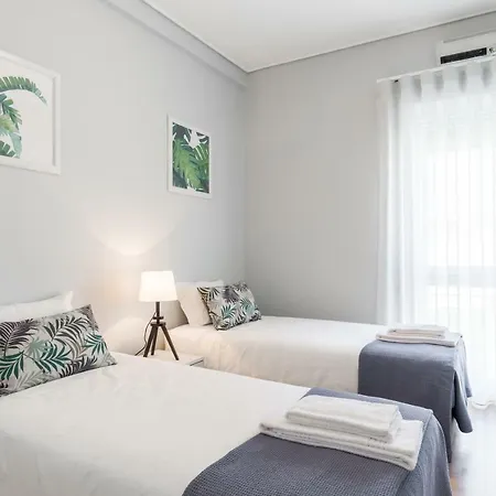 Gaia Metro-2 Bedrooms Apartment Vila Nova de Gaia