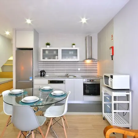 Apartment Jardim Do Pilar T1 *