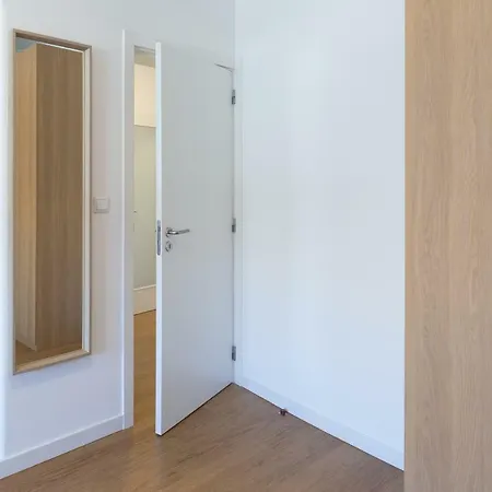 Host Wise - Lovely Flat With Charming Terrace Vila Nova de Gaia