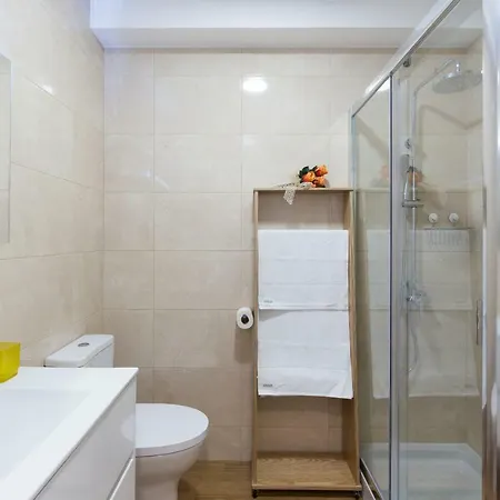 Host Wise - Lovely Flat With Charming Terrace Vila Nova de Gaia