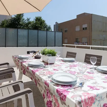 Host Wise - Lovely Flat With Charming Terrace *