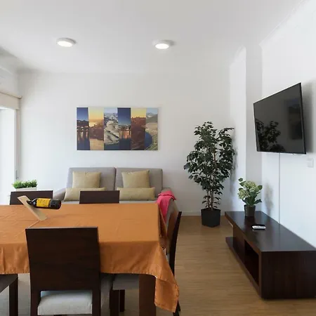 Apartment Host Wise - Lovely Flat With Charming Terrace Vila Nova de Gaia