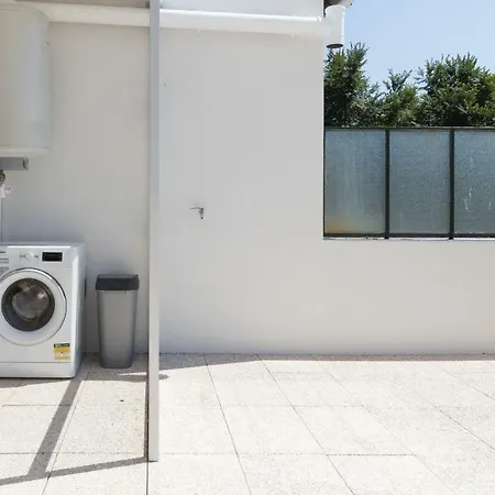 Host Wise - Lovely Flat With Charming Terrace Apartment Vila Nova de Gaia